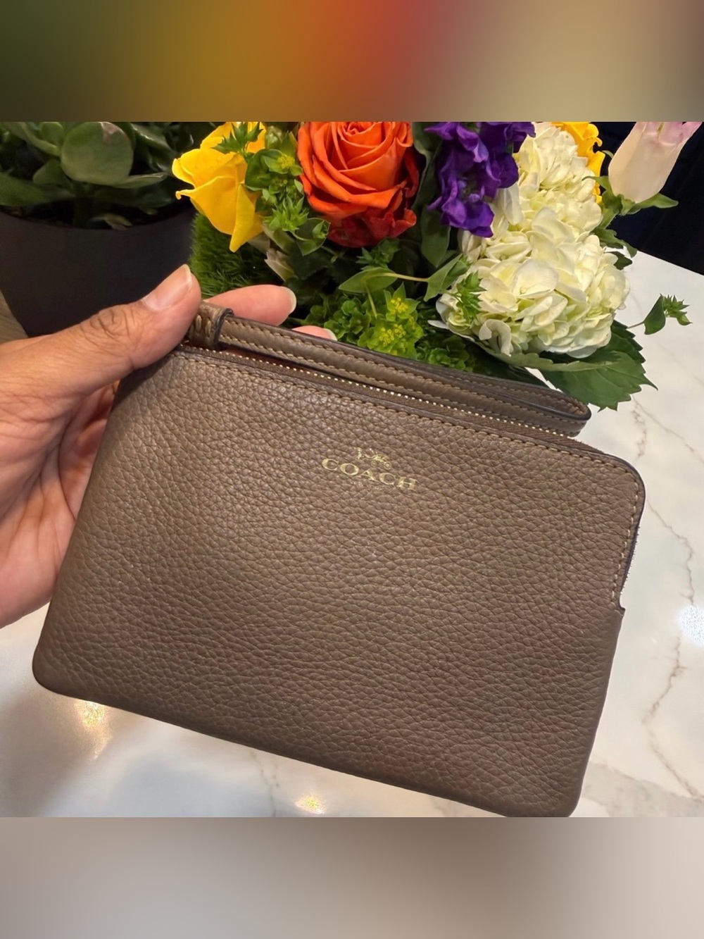 Coach Corner Zip Wristlet – Brown/Taupe Leather